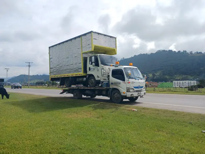 Transporte de furgón por carretera